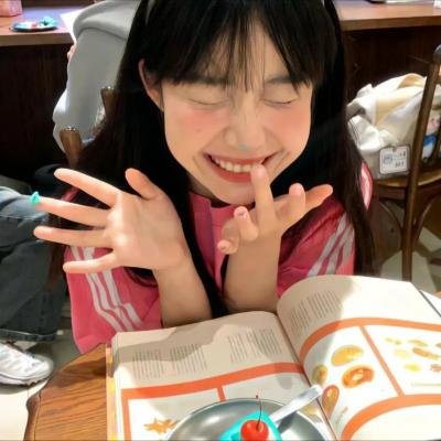 他朝那边走了